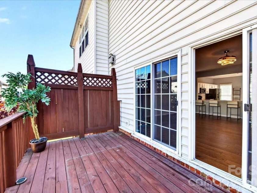 5426 Dockery Drive, Charlotte, NC 28209.  MLS# CAR4384151, YatesRealty ID 27353. Deck