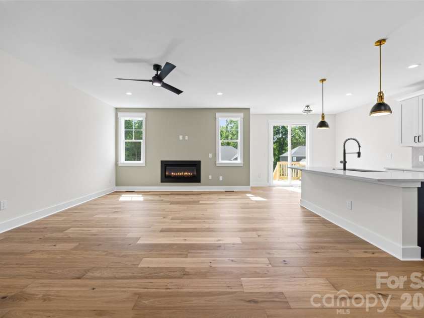 116 Jentri Way, Mooresville, NC 28115.  MLS# CAR4386884, YatesRealty ID 27354. 