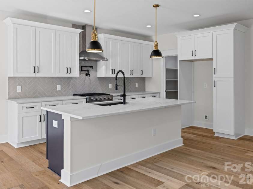 116 Jentri Way, Mooresville, NC 28115.  MLS# CAR4386884, YatesRealty ID 27354. 