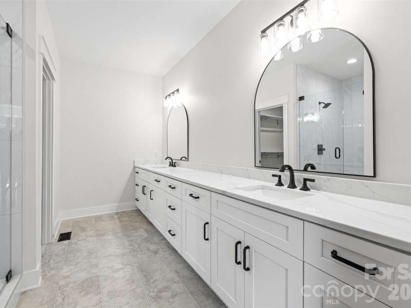 116 Jentri Way, Mooresville, NC 28115.  MLS# CAR4386884, YatesRealty ID 27354. 