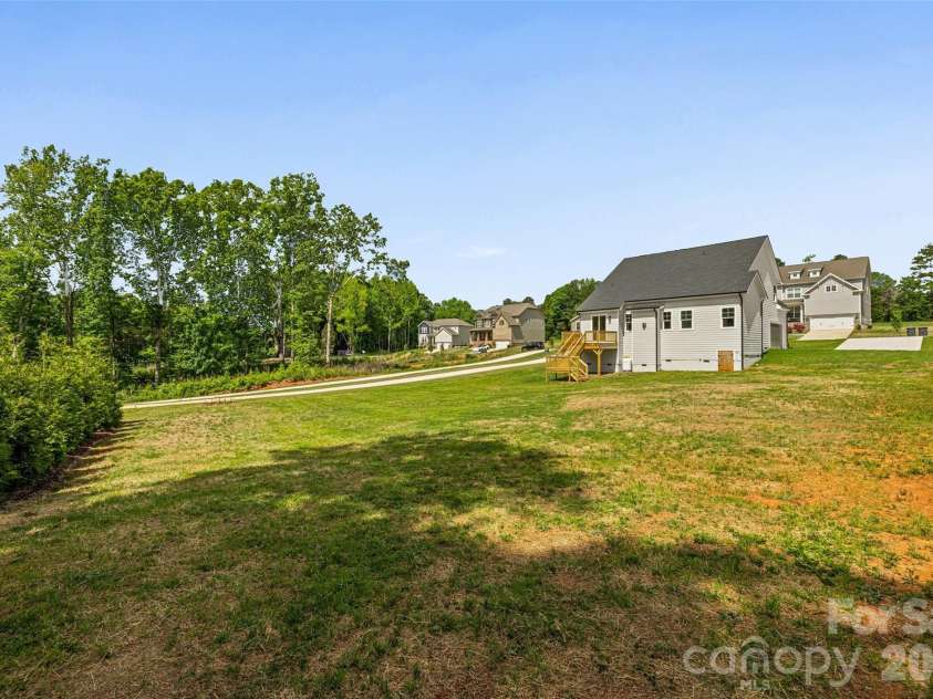 116 Jentri Way, Mooresville, NC 28115.  MLS# CAR4386884, YatesRealty ID 27354. 