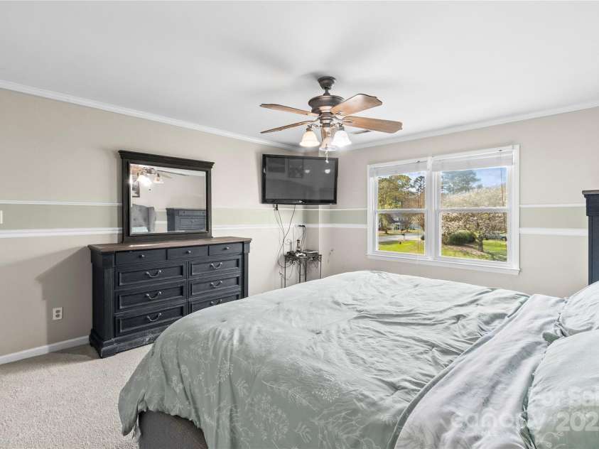 1448 Morrocroft Trail, Gastonia, NC 28054.  MLS# CAR4235480, YatesRealty ID 27354. 