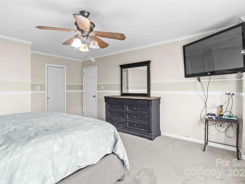 1448 Morrocroft Trail, Gastonia, NC 28054.  MLS# CAR4235480, YatesRealty ID 27354. 