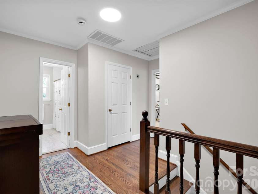 421 Sardis Lane, Charlotte, NC 28270.  MLS# CAR4363122, YatesRealty ID 27355. Landing also has large linen closet