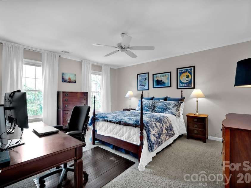 421 Sardis Lane, Charlotte, NC 28270.  MLS# CAR4363122, YatesRealty ID 27355. Oversized secondary bedroom