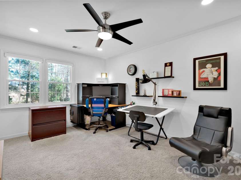 421 Sardis Lane, Charlotte, NC 28270.  MLS# CAR4363122, YatesRealty ID 27355. Secondary bedroom with 2 separate closets