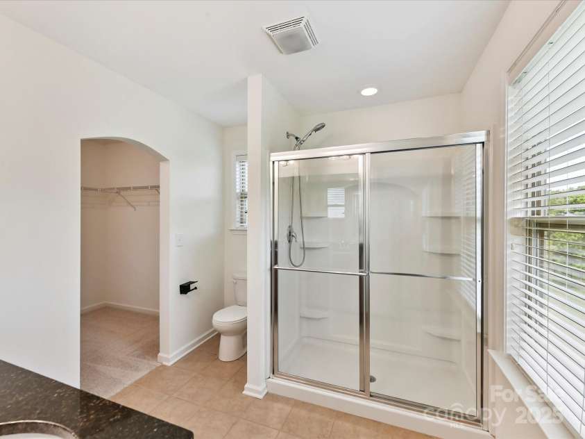 2420 Sierra Chase Drive, Monroe, NC 28112.  MLS# CAR4281740, YatesRealty ID 27356. Primary Bath