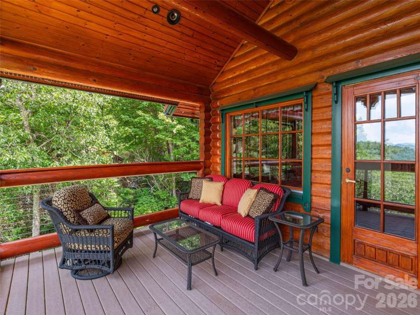 574 Leatherwood Drive, Maggie Valley, NC 28751.  MLS# CAR4385274, YatesRealty ID 27356. 