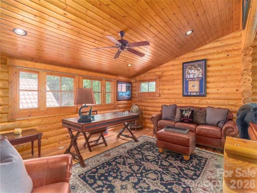 574 Leatherwood Drive, Maggie Valley, NC 28751.  MLS# CAR4385274, YatesRealty ID 27356. 