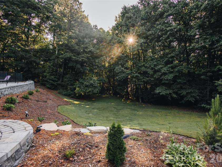 768 Deep Woods Drive, Marion, NC 28752.  MLS# CAR4386963, YatesRealty ID 27358. 