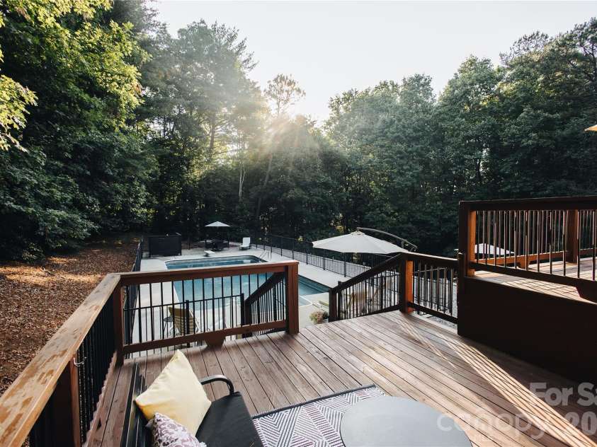 768 Deep Woods Drive, Marion, NC 28752.  MLS# CAR4386963, YatesRealty ID 27358. 