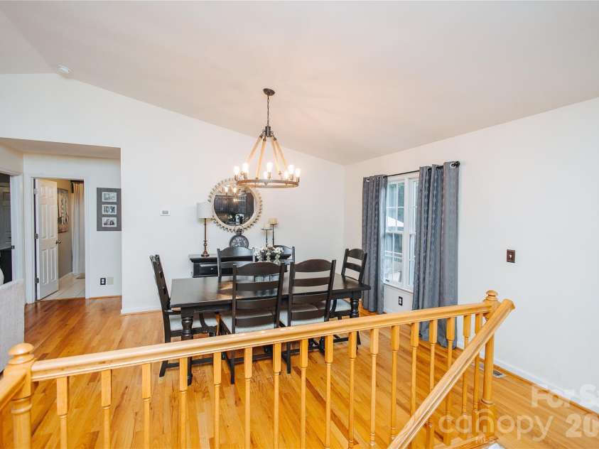 768 Deep Woods Drive, Marion, NC 28752.  MLS# CAR4386963, YatesRealty ID 27358. 