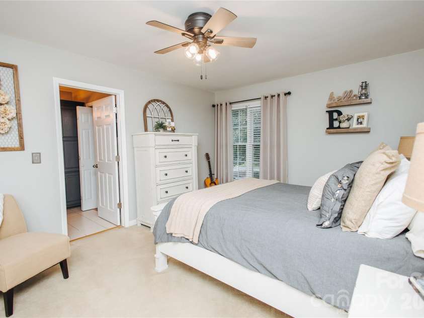 768 Deep Woods Drive, Marion, NC 28752.  MLS# CAR4386963, YatesRealty ID 27358. 