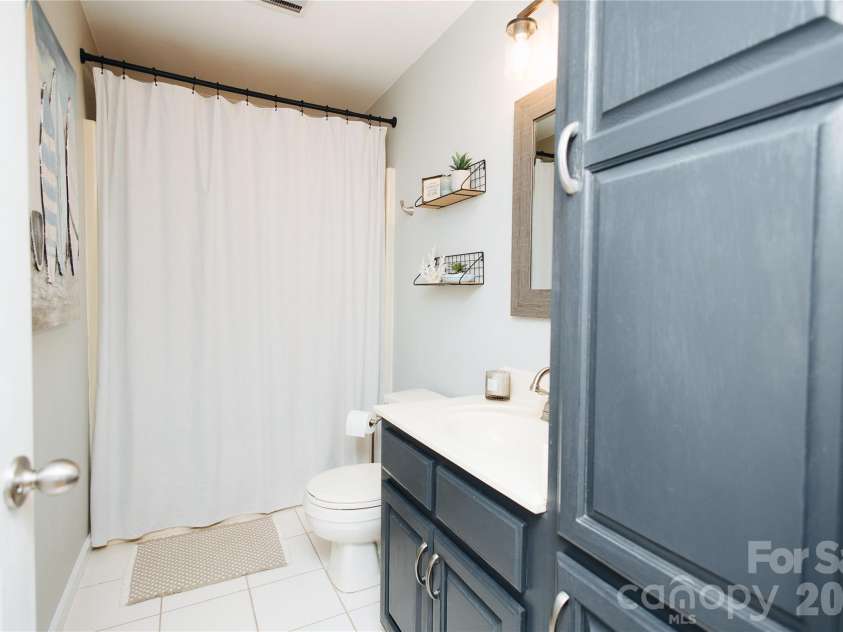 768 Deep Woods Drive, Marion, NC 28752.  MLS# CAR4386963, YatesRealty ID 27358. 