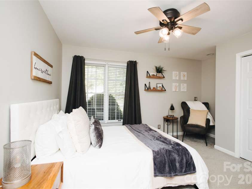 768 Deep Woods Drive, Marion, NC 28752.  MLS# CAR4386963, YatesRealty ID 27358. 