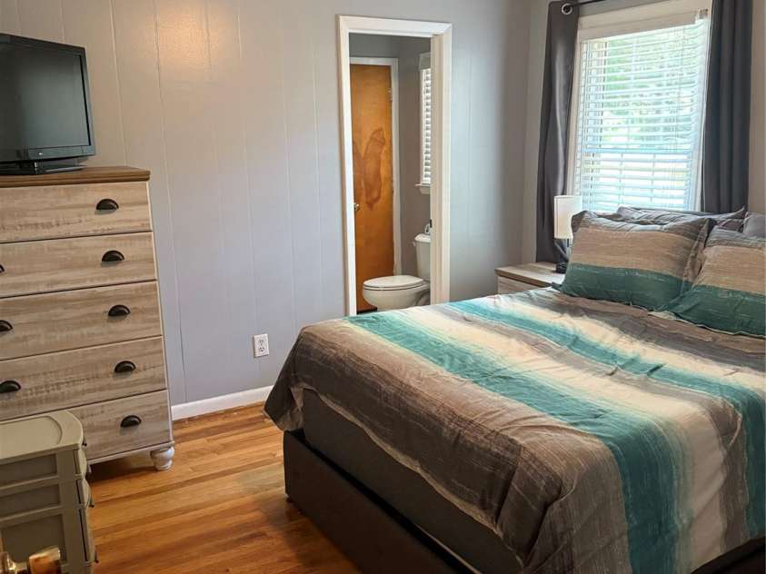 804 Lee Street, Kings Mountain, NC 28086.  MLS# CAR4278611, YatesRealty ID 27358. 