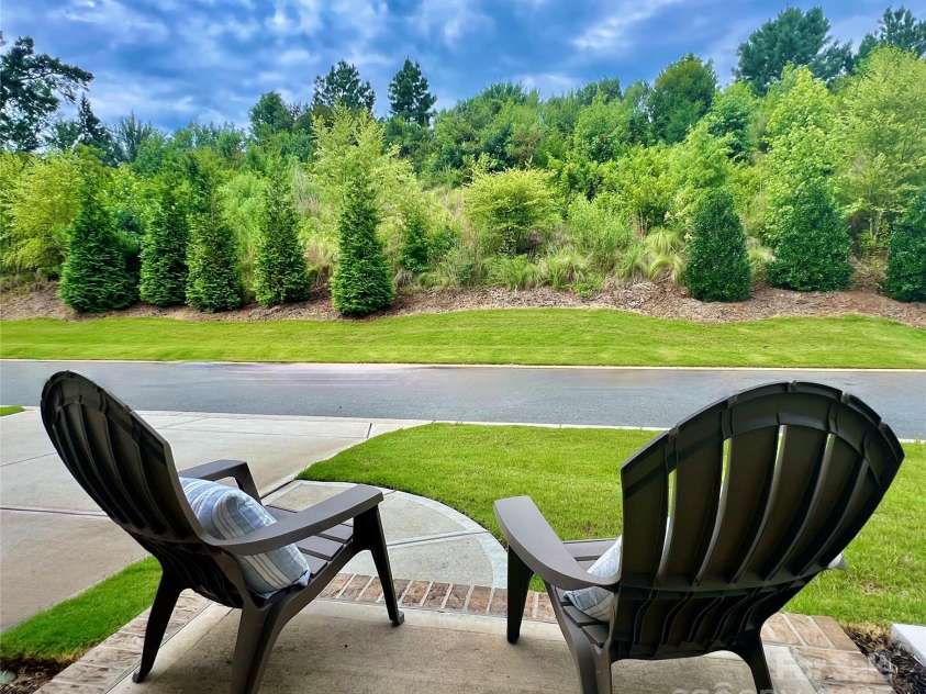 11023 Kilkenny Drive, Charlotte, NC 28277.  MLS# CAR4278012, YatesRealty ID 27359. Serene green space at back of home