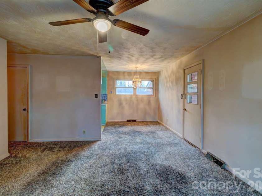 1040 Allison Drive, Shelby, NC 28150.  MLS# CAR4339774, YatesRealty ID 2736. 