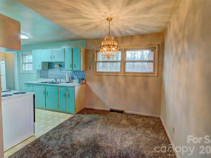 1040 Allison Drive, Shelby, NC 28150.  MLS# CAR4339774, YatesRealty ID 2736. 