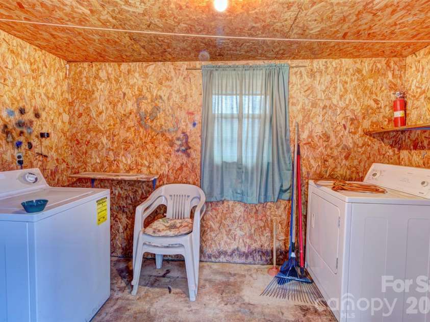 1040 Allison Drive, Shelby, NC 28150.  MLS# CAR4339774, YatesRealty ID 2736. 