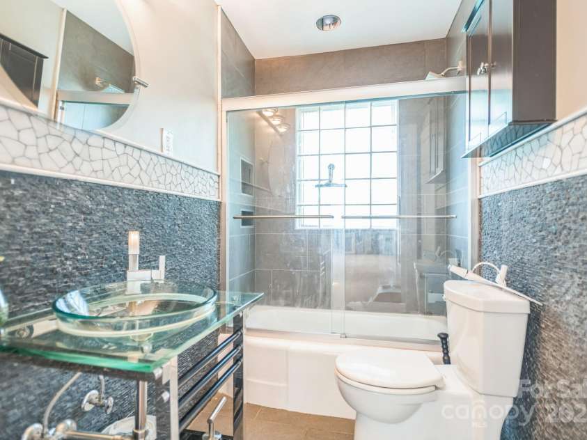 113 Falls Street, Morganton, NC 28655.  MLS# CAR4281993, YatesRealty ID 27360. 