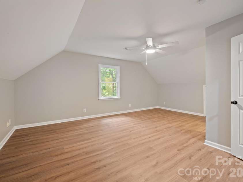727 Boulder Place, Statesville, NC 28625.  MLS# CAR4380321, YatesRealty ID 27360. 