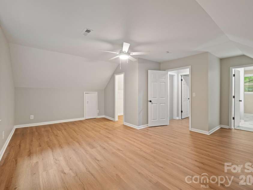 727 Boulder Place, Statesville, NC 28625.  MLS# CAR4380321, YatesRealty ID 27360. 