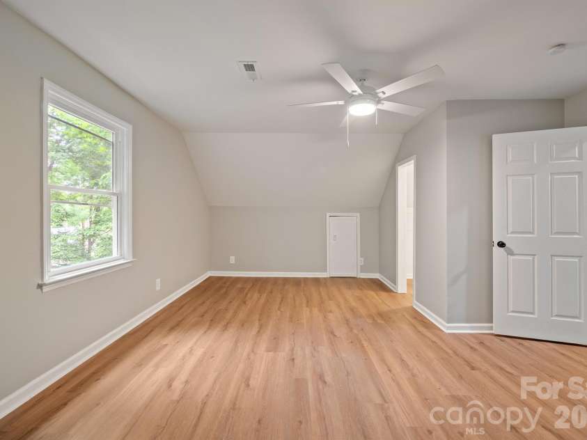 727 Boulder Place, Statesville, NC 28625.  MLS# CAR4380321, YatesRealty ID 27360. 