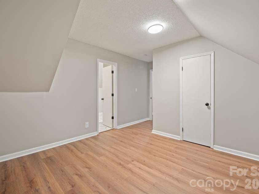 727 Boulder Place, Statesville, NC 28625.  MLS# CAR4380321, YatesRealty ID 27360. 