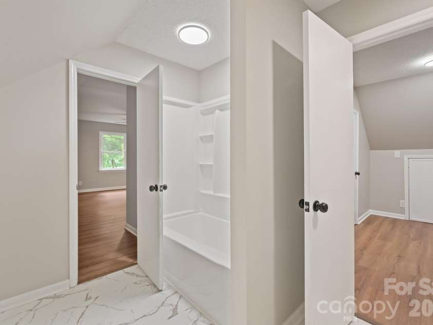 727 Boulder Place, Statesville, NC 28625.  MLS# CAR4380321, YatesRealty ID 27360. 