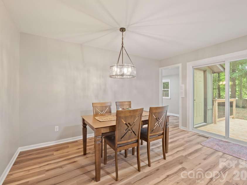 727 Boulder Place, Statesville, NC 28625.  MLS# CAR4380321, YatesRealty ID 27360. 