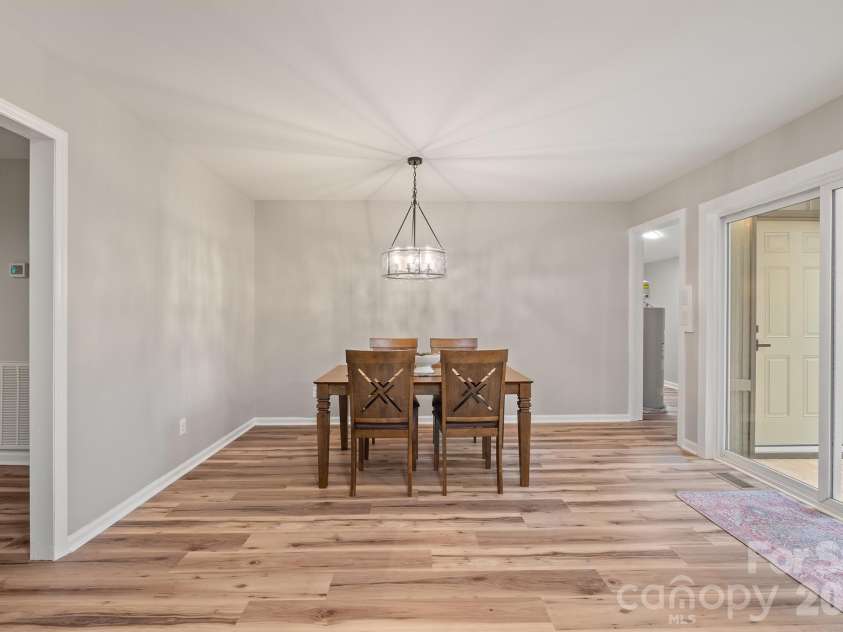 727 Boulder Place, Statesville, NC 28625.  MLS# CAR4380321, YatesRealty ID 27360. 