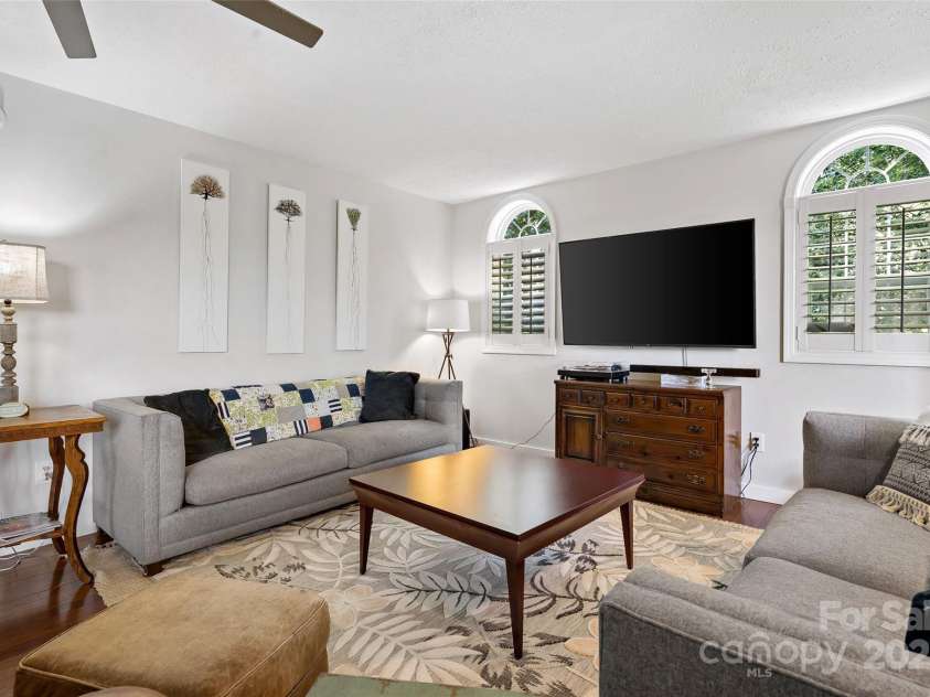 1181 Forest Lake Heights Drive, Nebo, NC 28761.  MLS# CAR4273270, YatesRealty ID 27361. 