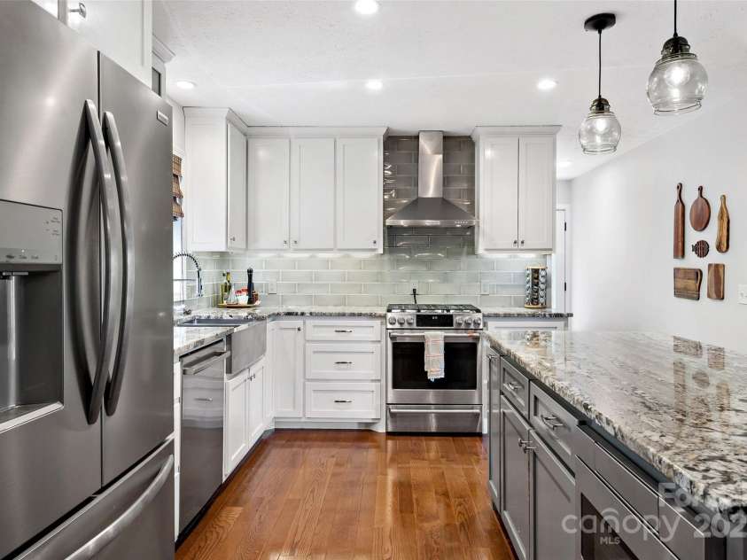 1181 Forest Lake Heights Drive, Nebo, NC 28761.  MLS# CAR4273270, YatesRealty ID 27361. 