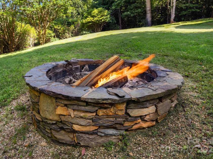 1181 Forest Lake Heights Drive, Nebo, NC 28761.  MLS# CAR4273270, YatesRealty ID 27361. 