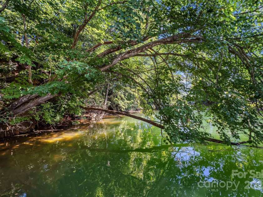 1181 Forest Lake Heights Drive, Nebo, NC 28761.  MLS# CAR4273270, YatesRealty ID 27361. 