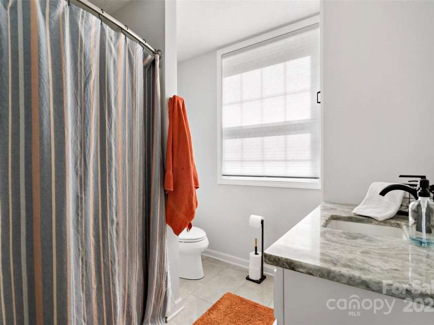 1181 Forest Lake Heights Drive, Nebo, NC 28761.  MLS# CAR4273270, YatesRealty ID 27361. Upper Level BTH