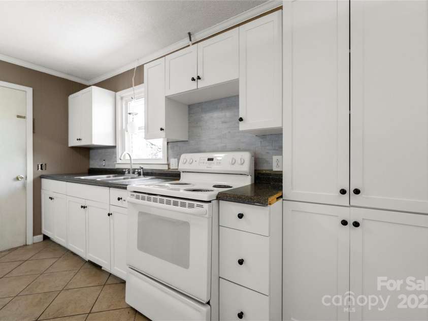 1337 Eastside Avenue, Albemarle, NC 28001.  MLS# CAR4244823, YatesRealty ID 27363. 