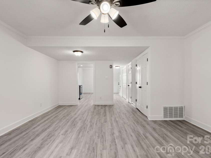 164 Grady Drive, Rock Hill, SC 29732.  MLS# CAR4357792, YatesRealty ID 27363. 