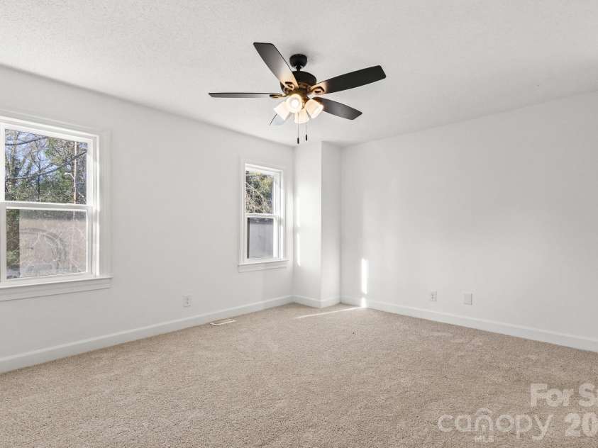 164 Grady Drive, Rock Hill, SC 29732.  MLS# CAR4357792, YatesRealty ID 27363. 