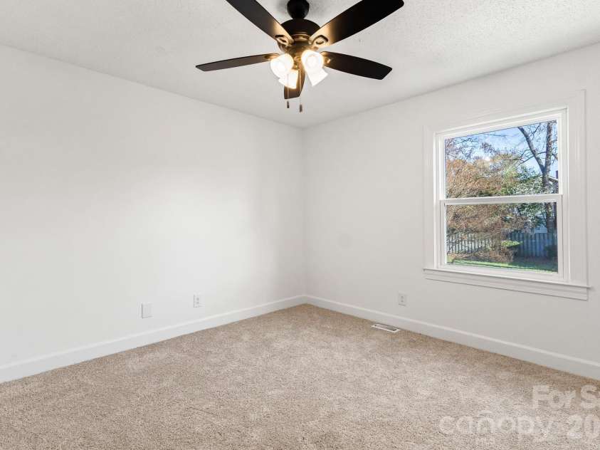 164 Grady Drive, Rock Hill, SC 29732.  MLS# CAR4357792, YatesRealty ID 27363. 