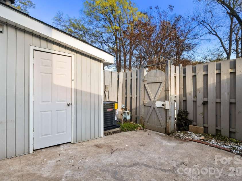 164 Grady Drive, Rock Hill, SC 29732.  MLS# CAR4357792, YatesRealty ID 27363. 