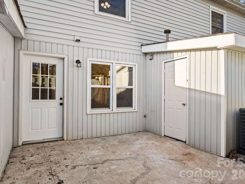 164 Grady Drive, Rock Hill, SC 29732.  MLS# CAR4357792, YatesRealty ID 27363. 