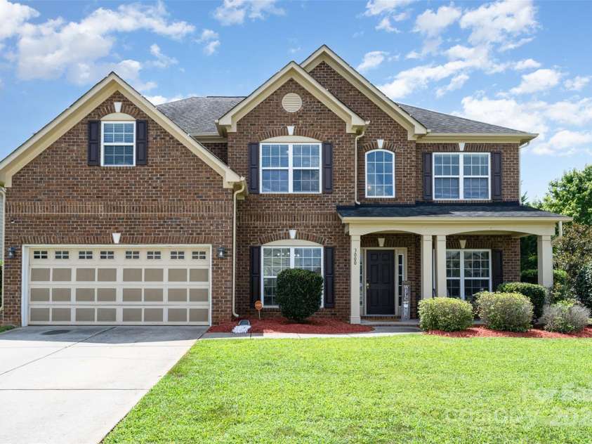 3000 Emerson Lane, Indian Trail, NC 28079.  MLS# CAR4279339, YatesRealty ID 27364. 