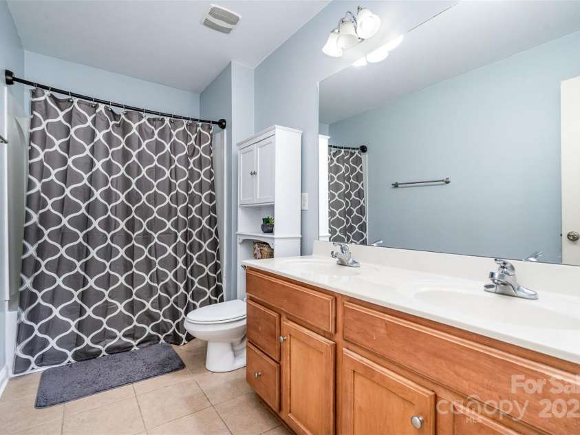 3000 Emerson Lane, Indian Trail, NC 28079.  MLS# CAR4279339, YatesRealty ID 27364. 