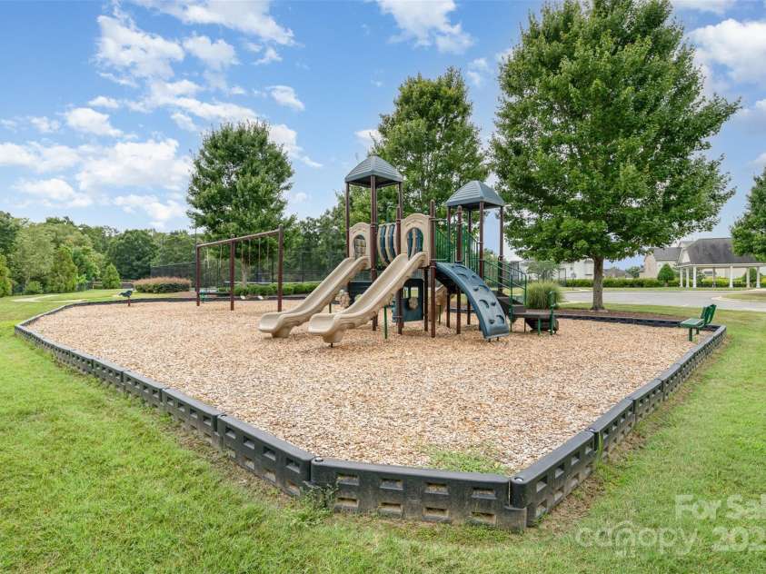 3000 Emerson Lane, Indian Trail, NC 28079.  MLS# CAR4279339, YatesRealty ID 27364. 