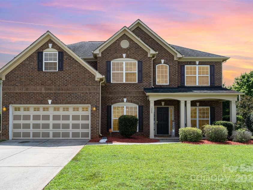 3000 Emerson Lane, Indian Trail, NC 28079.  MLS# CAR4279339, YatesRealty ID 27364. 