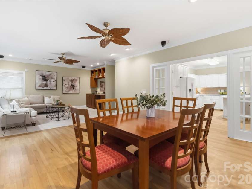 325 Enchanted Drive, Matthews, NC 28104.  MLS# CAR4386514, YatesRealty ID 27364. 