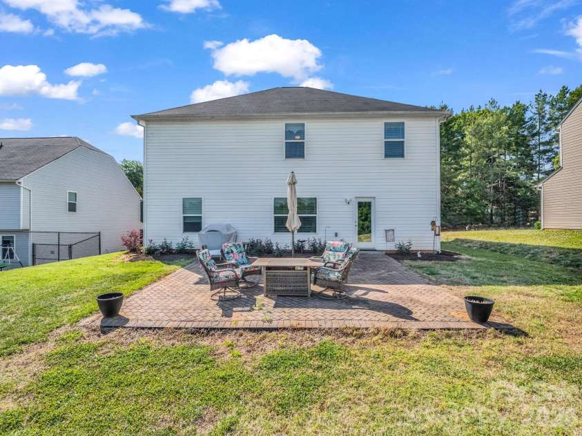 104 Bermuda Run, Shelby, NC 28150.  MLS# CAR4380786, YatesRealty ID 27366. 
