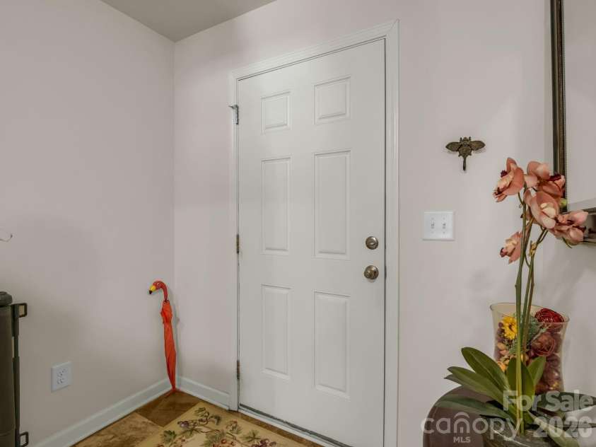 104 Bermuda Run, Shelby, NC 28150.  MLS# CAR4380786, YatesRealty ID 27366. 